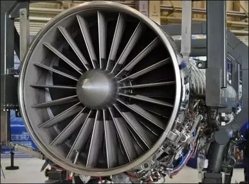 【Aluminum oxide fiber manufacturer】What are the key new materials for aircraft engines?